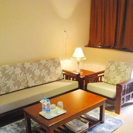 Mo'Er Holiday Hotel Nantong Exterior photo